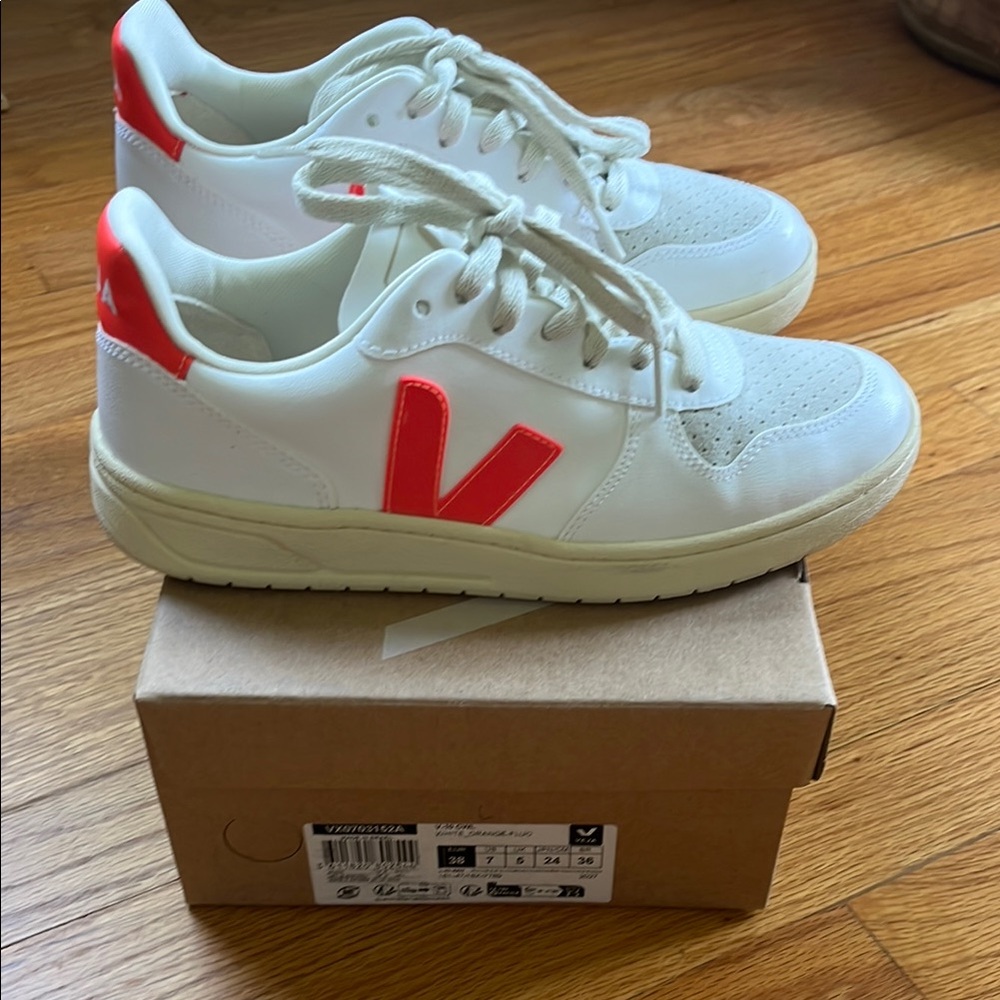 Veja Cream and Red Casual Sneakers